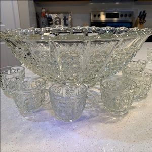 ON HOLD Franciscan 19pc Glass Punch Bowl Bristol Diamond
by TIFFIN-FRANCISCAN